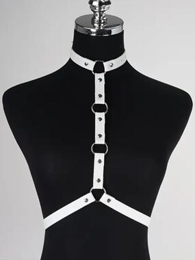 White PU Leather BDSM Bondage Body Harness Choker W/Silver O-Rings (OS) 🔥